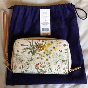 Tory Burch Wristlet